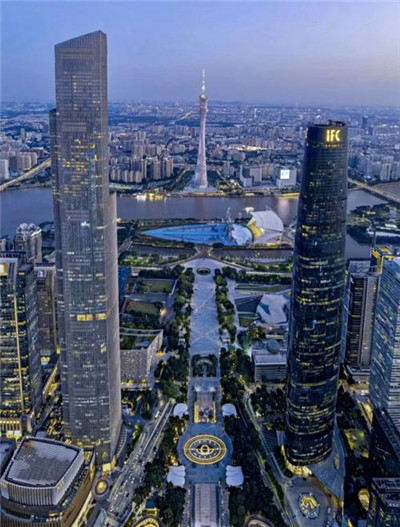 探索广州模特中介的世界，开启职业模特之路